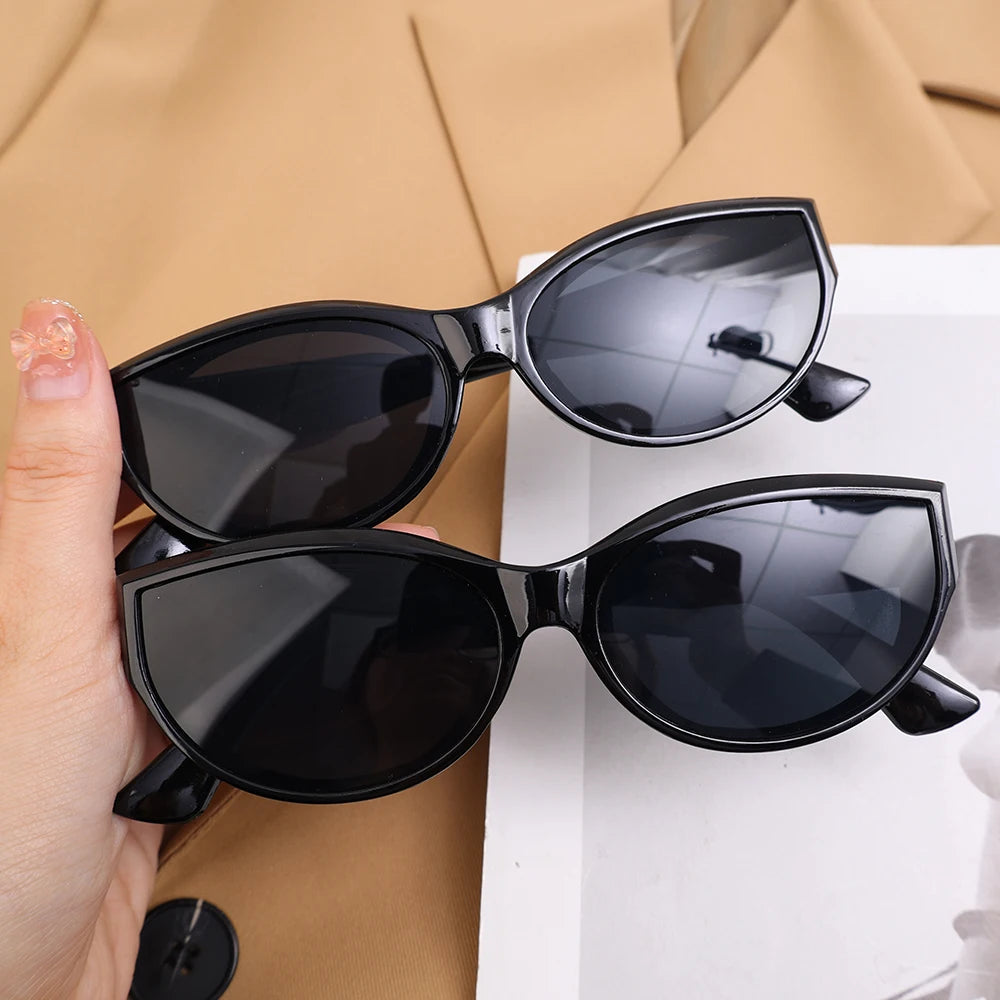 Vintage Cat-Eye Sunglasses